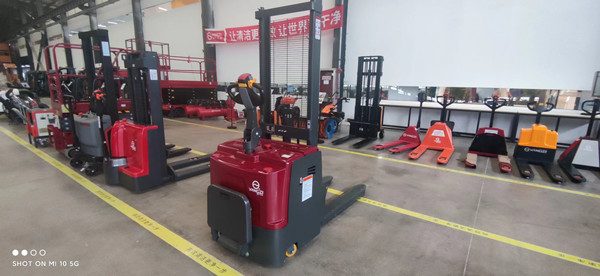 電動堆高車是要提交送檢嘛？